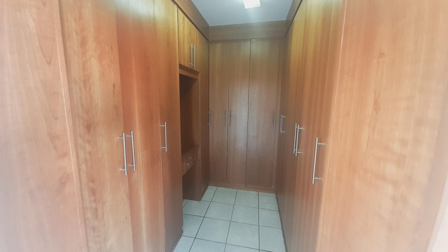 4 Bedroom Property for Sale in Birdwood Estate North West